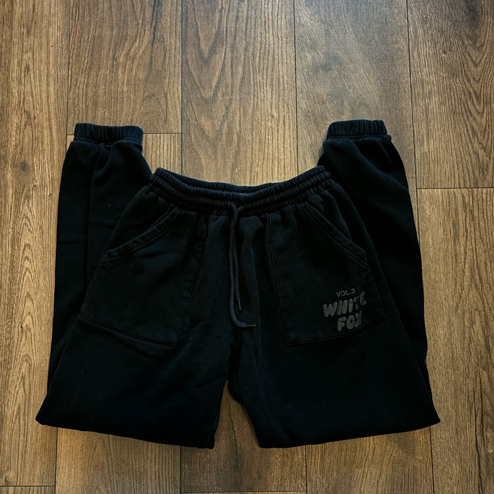 White fox black sweatpants